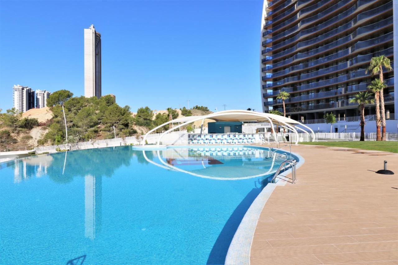 Sunset Waves 18-35 Poniente Beach Resort Бенидорм Екстериор снимка