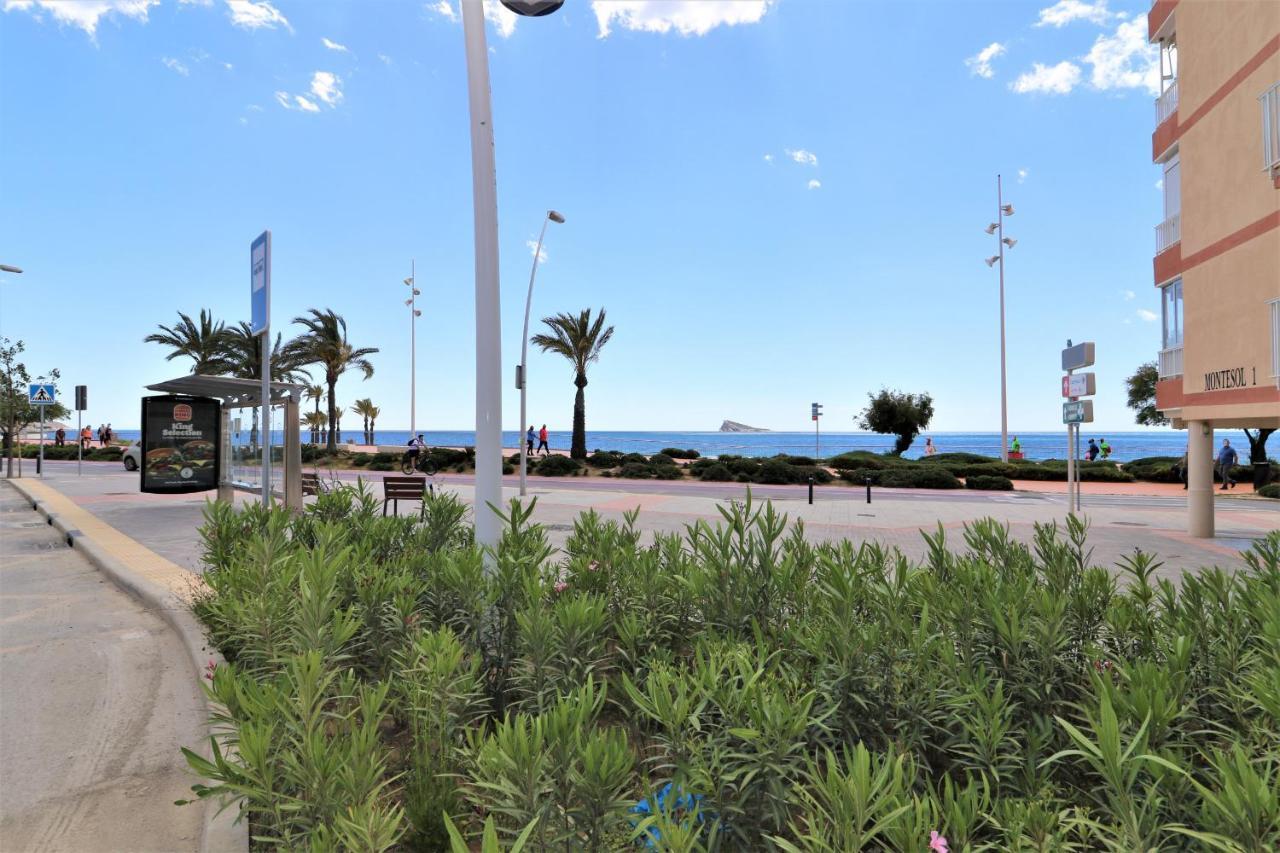 Sunset Waves 18-35 Poniente Beach Resort Бенидорм Екстериор снимка