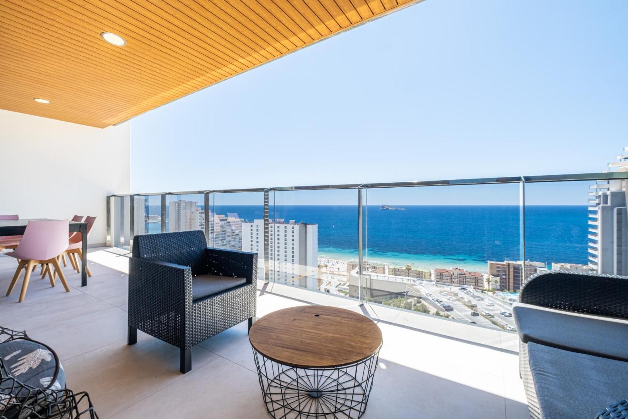 Sunset Waves 18-35 Poniente Beach Resort Бенидорм Екстериор снимка