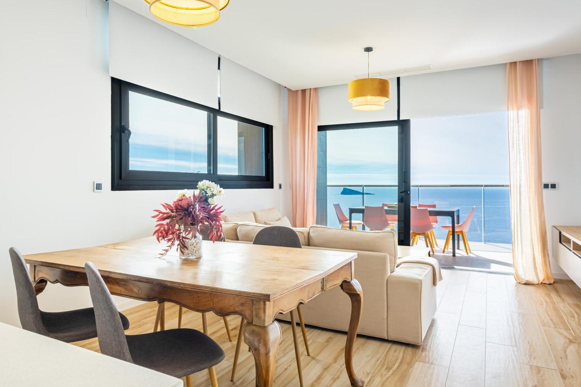 Sunset Waves 18-35 Poniente Beach Resort Бенидорм Екстериор снимка